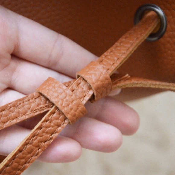 “Carrying the World on My Shoulder” - Picture 6 of 8